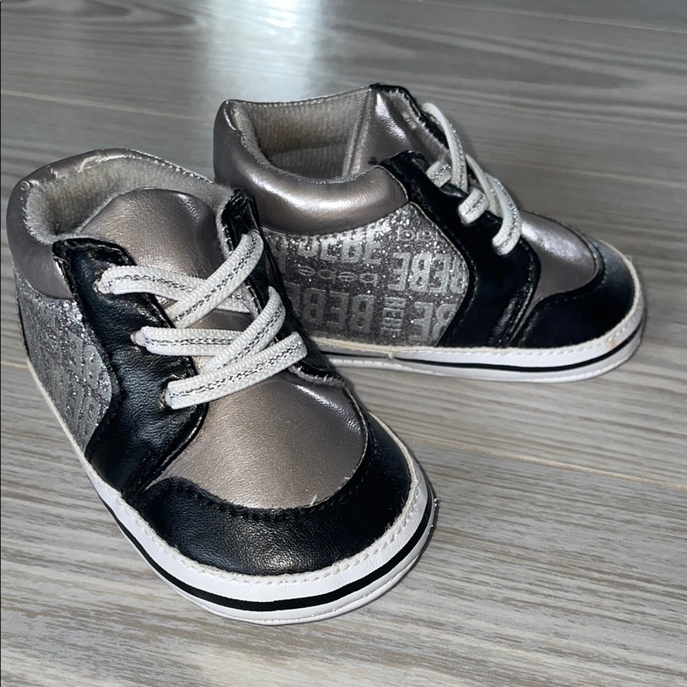 ⭐ Bebe Baby Boys Sneakers | Size 2 | Black & Silver Glitter ⭐